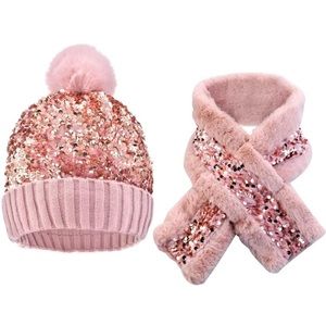 Girls hat and scarf